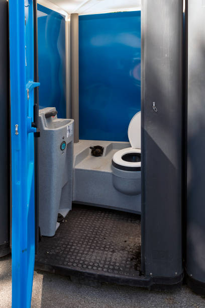 Portable Toilet Options We Offer in Mogul, NV